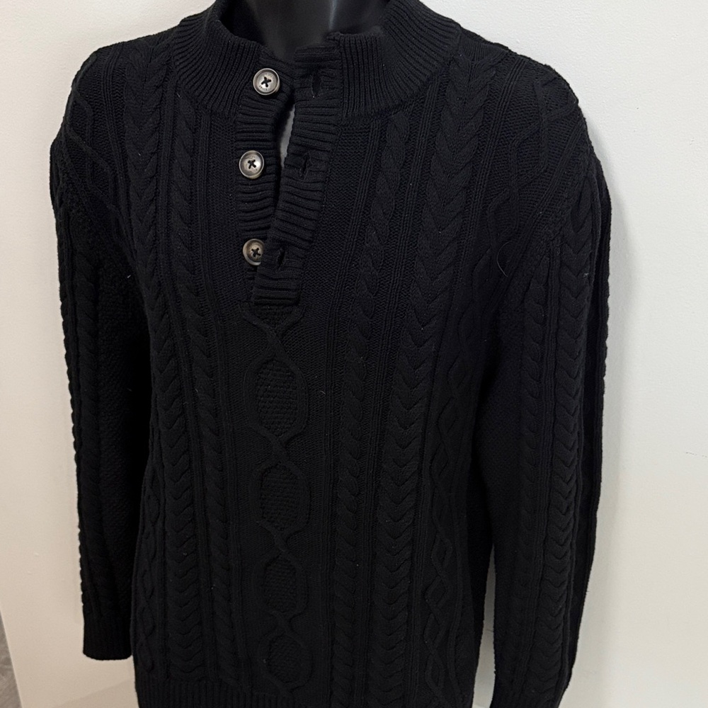 Elegant Black Cable Knit Crewneck Sweater